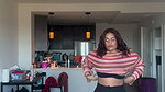 dusky desi lady hot in croptop ,deep navel and boobs (2)2