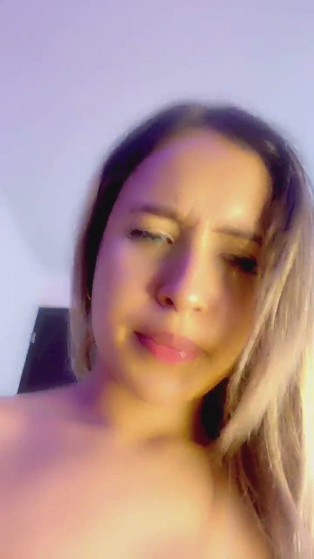 Enjoing on cam with toy (2)2