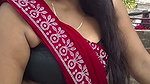 fleshy marathi lady in red sleevless saree show deep navel (2)2