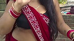 fleshy marathi lady in red sleevless saree show deep navel (2)2