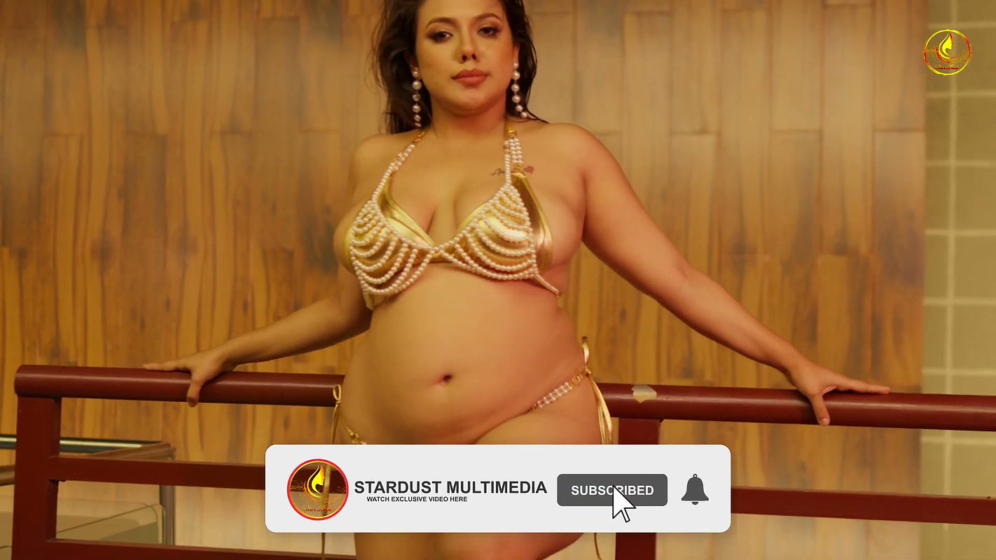 Horny booby kalpana huge cleavage hot navel show seductive photoshoot (2)2