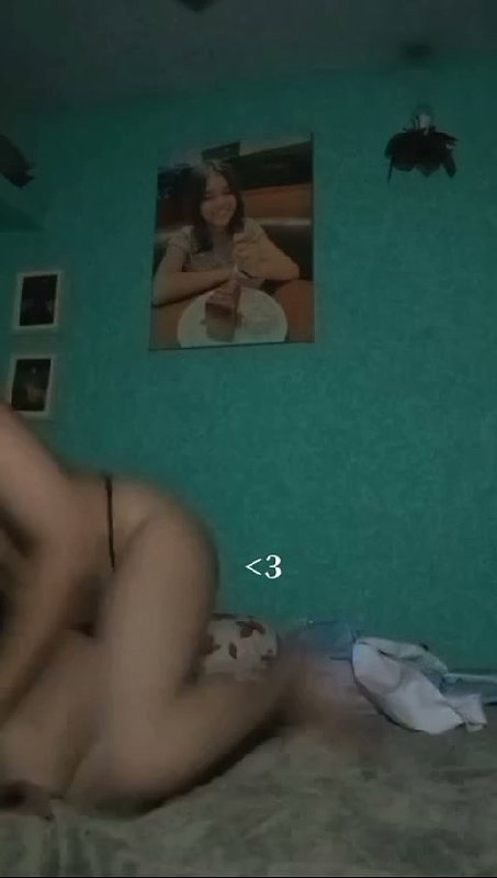 Horny girl showing and fucking cum on her face total 31 clips (2)3