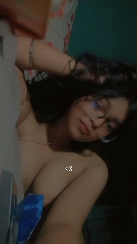 Horny girl showing and fucking cum on her face total 31 clips (2)26