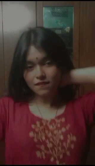 Horny girl showing and fucking cum on her face total 31 clips (2)27