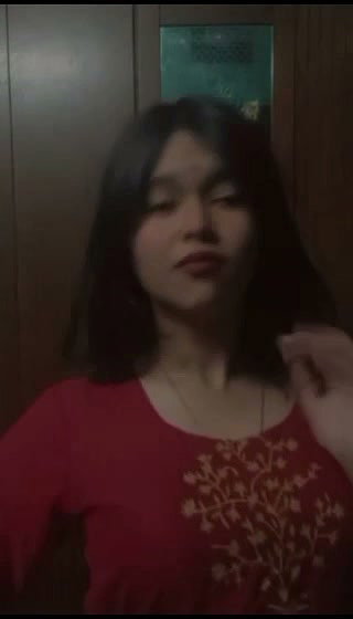 Horny girl showing and fucking cum on her face total 31 clips (2)27
