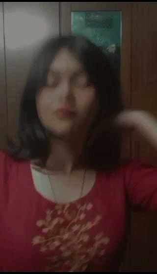 Horny girl showing and fucking cum on her face total 31 clips (2)27