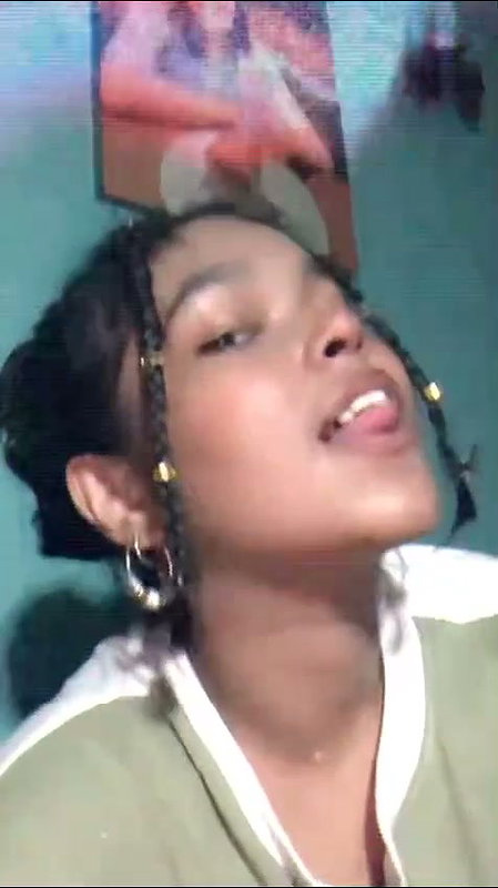Horny girl showing and fucking cum on her face total 31 clips (2)30
