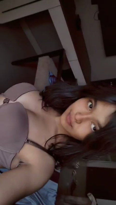 Horny girl showing and fucking cum on her face total 31 clips (2)31