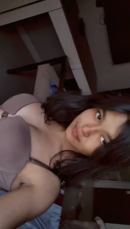 Horny girl showing and fucking cum on her face total 31 clips (2)31