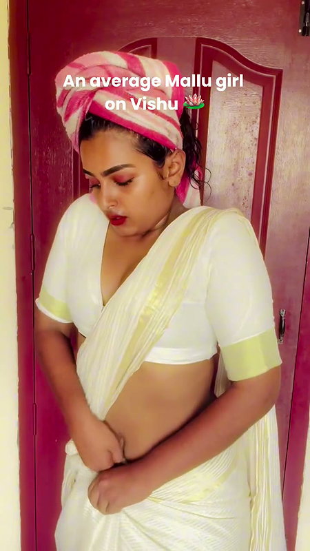 hot malayali girl sexy lowhip saree drape in white saree (2)2