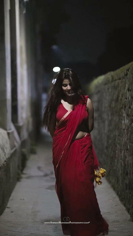 hot sexy bengali girl hot big boobs and navel in red saree (2)2