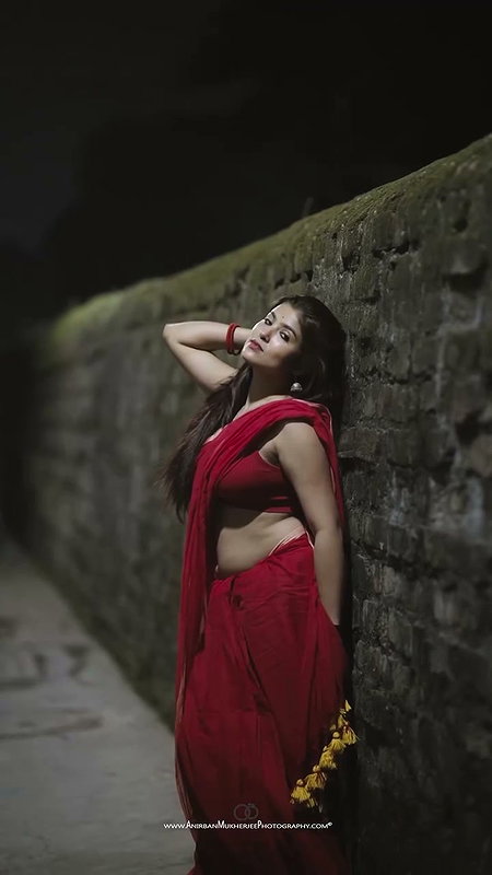 hot sexy bengali girl hot big boobs and navel in red saree (2)2