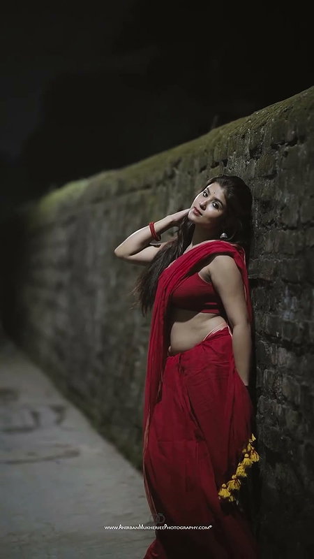 hot sexy bengali girl hot big boobs and navel in red saree (2)2