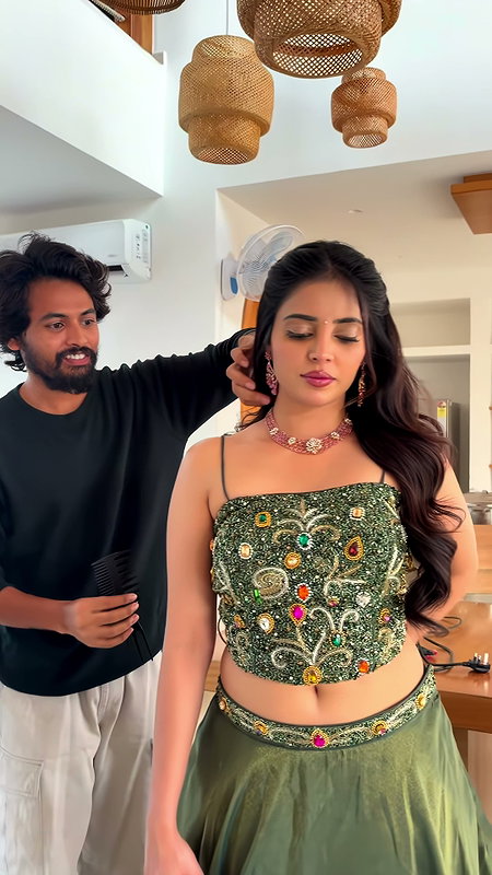 KUSHITHA KALLAPU HOTTIE CUTE NAVEL VIEW SEXY GETTING READY (2)2