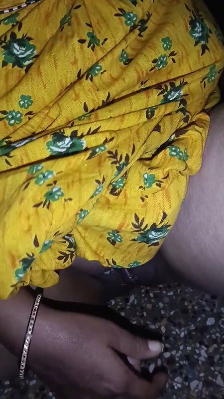 Mallu Horny Wife Fuck With Vegetables & Full Nude Hairy Pussy With Asshole [20 Clips] (2)4