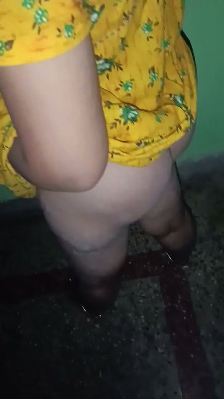 Mallu Horny Wife Fuck With Vegetables & Full Nude Hairy Pussy With Asshole [20 Clips] (2)7