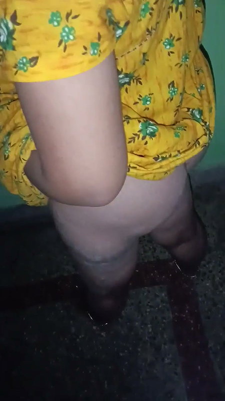 Mallu Horny Wife Fuck With Vegetables & Full Nude Hairy Pussy With Asshole [20 Clips] (2)7