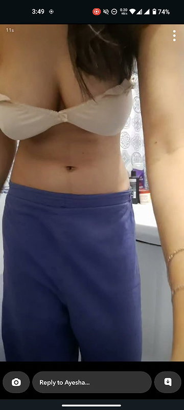 Sexy Slim Paki GF Showing Pressing Boobs Pressing Ass By BF In Car (2)11