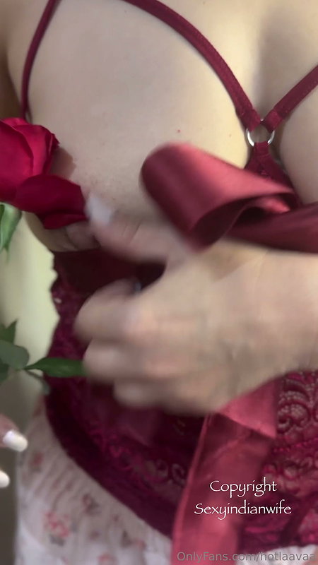 Sexyindianwife with rose and showing her Ass hole 2 clips (2)3