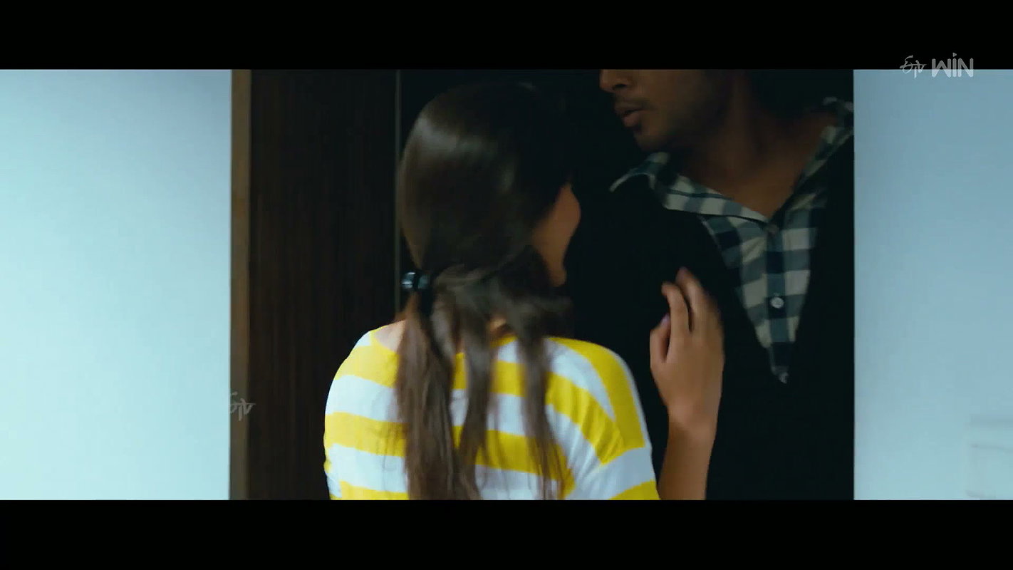 Surbhi Hot Milky,Thighs,Navel Seduction Scenes Compilation 1-Beeruva (2015)2