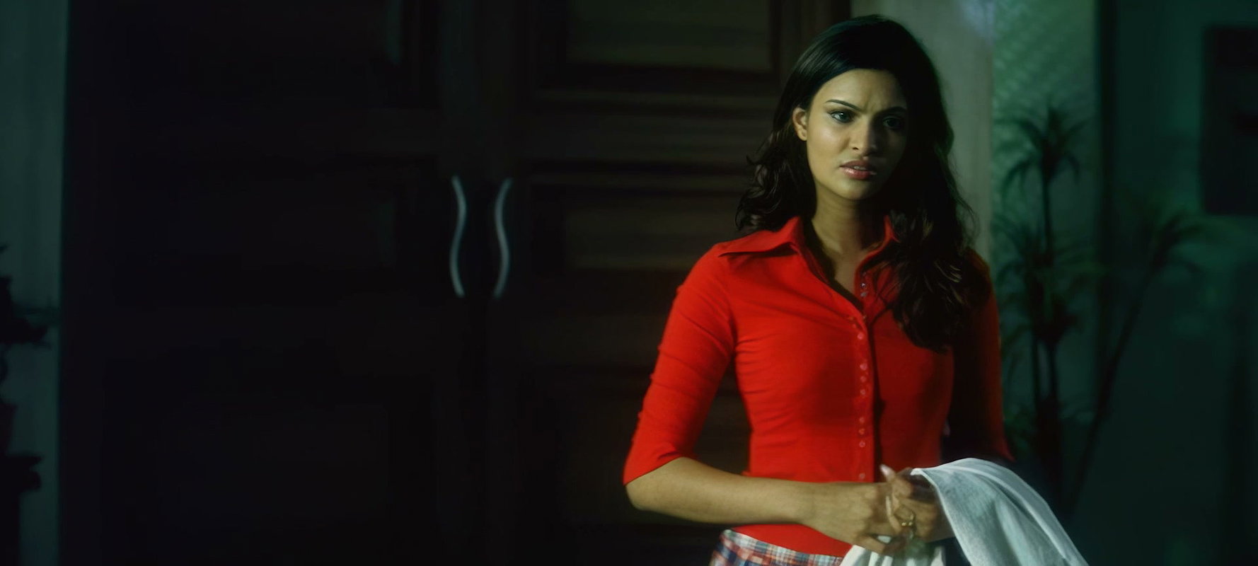 The Train – Compilation Sayali Bhagat AI Upscale (2)2