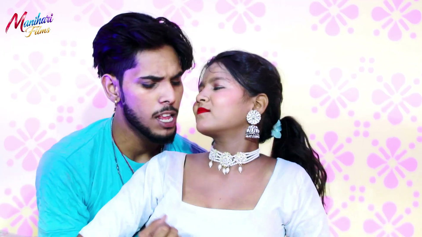 VERY HOT – Cutie pie Sandhya boobs grabbed & squeezed hard many times continuously (2)4