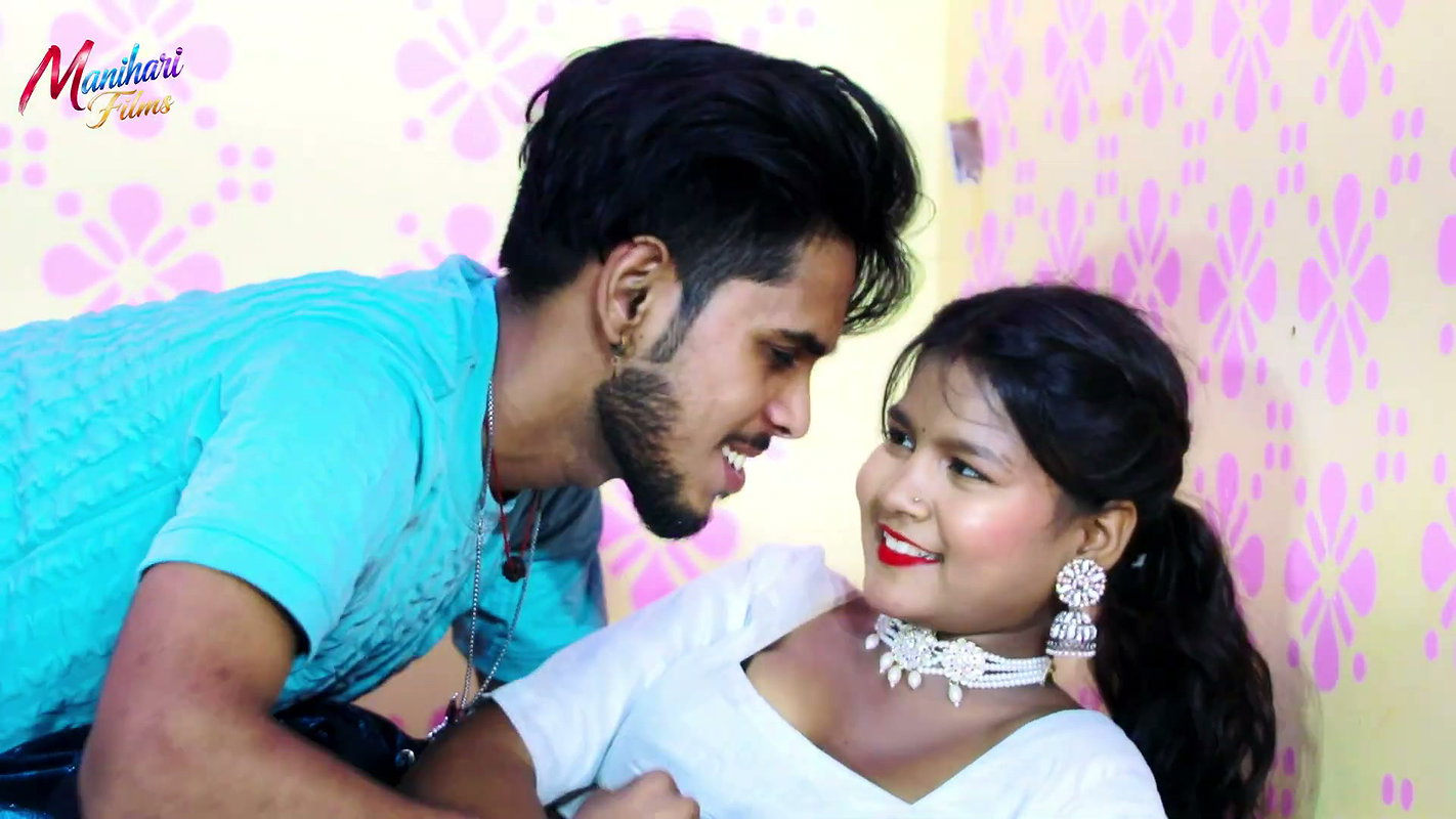 VERY HOT – Cutie pie Sandhya boobs grabbed & squeezed hard many times continuously (2)4