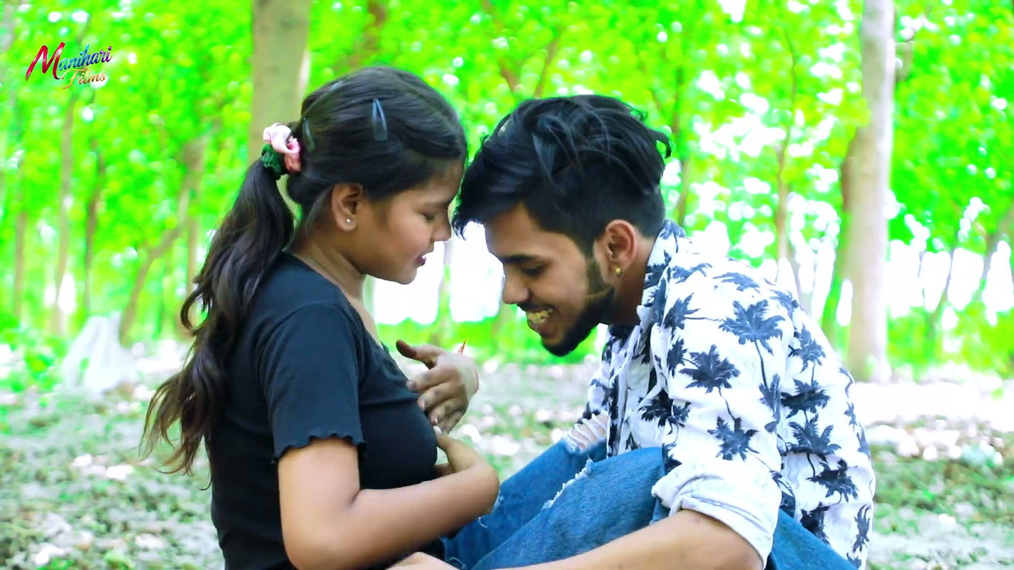 Very Hot – Cutie pie Sandhya boobs grabbed & squeezed hard many times, navel show (2)4