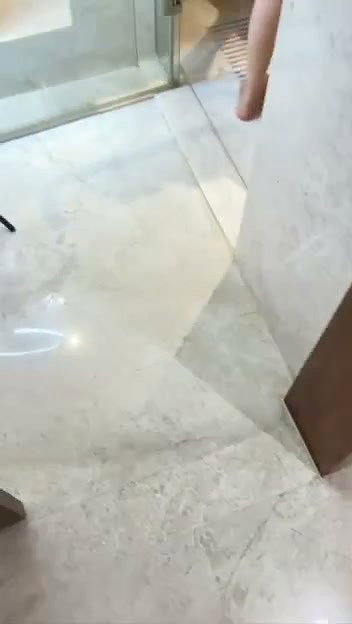 Vove couple and sexyindianwife bathing together and peeing (2)2