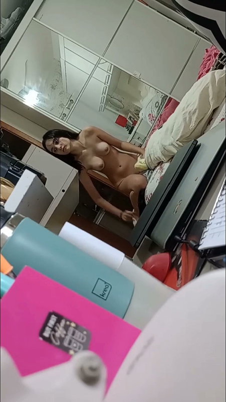 young babe Naked Boobs and Tits captured by spycam (2)2