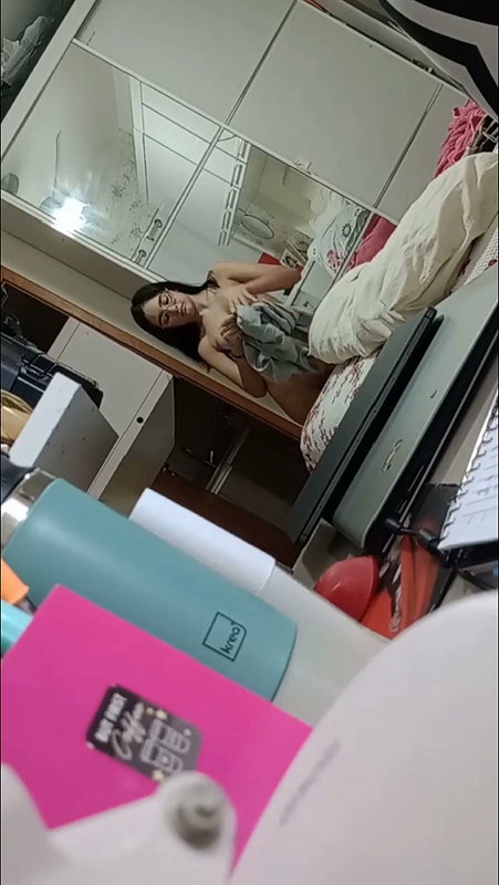 young babe Naked Boobs and Tits captured by spycam (2)2