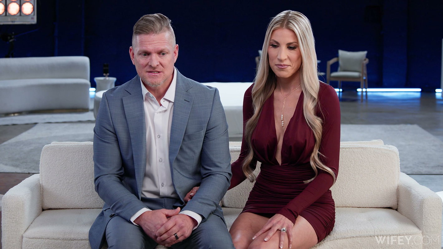 Britt Ramsey – Britt And Chad_ Confident Blonde Hotwife Performs For Her Man