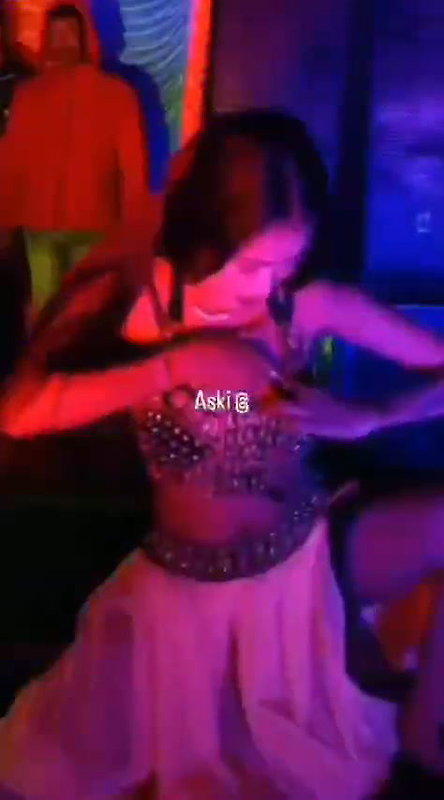 Desi hot dance (1)