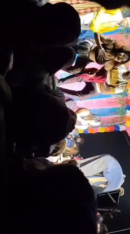 Desi hot dance (2)