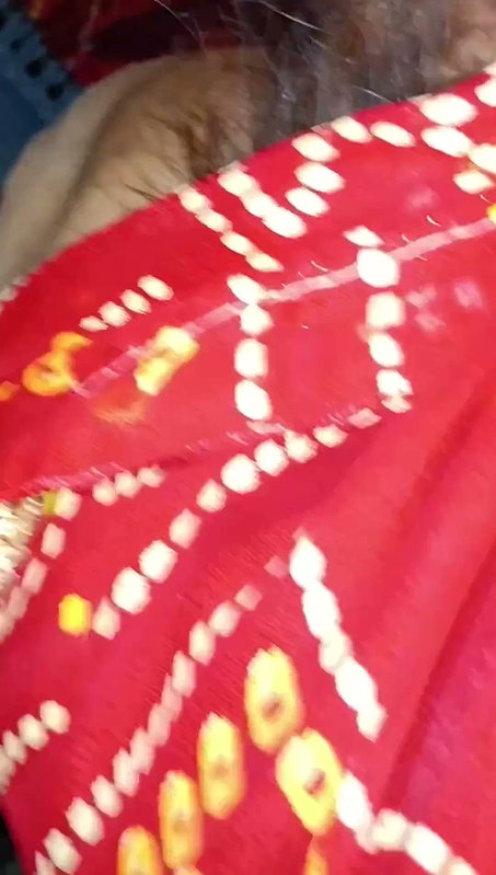 Badi gand wali sauteli bahan ko bhai ne apne bistar per lugai ki tarah chod apni bahan ko