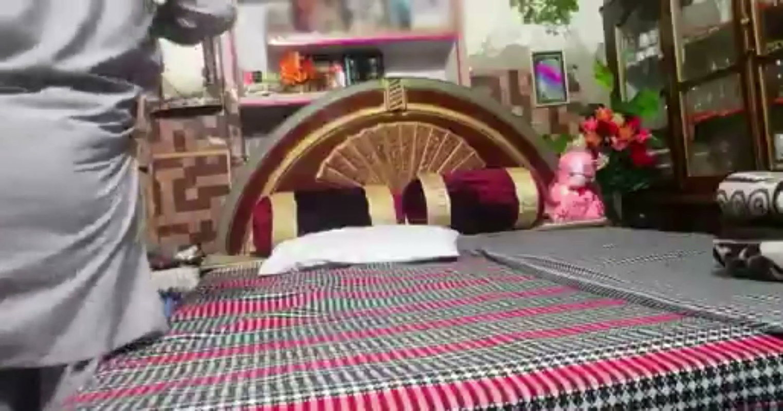 Desi homemade porn video, hot Indian housewife fucking with neighbour man