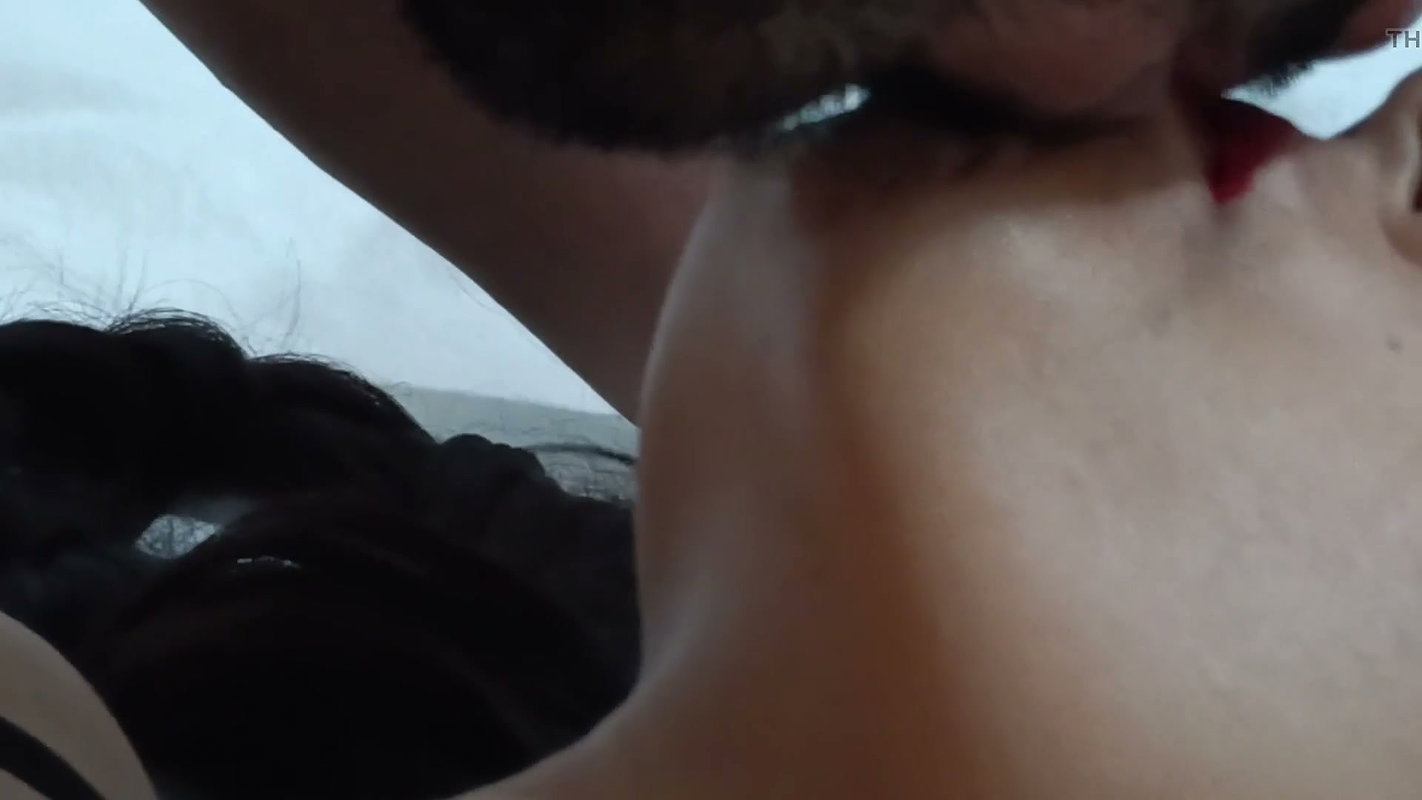 Hot Kissing video