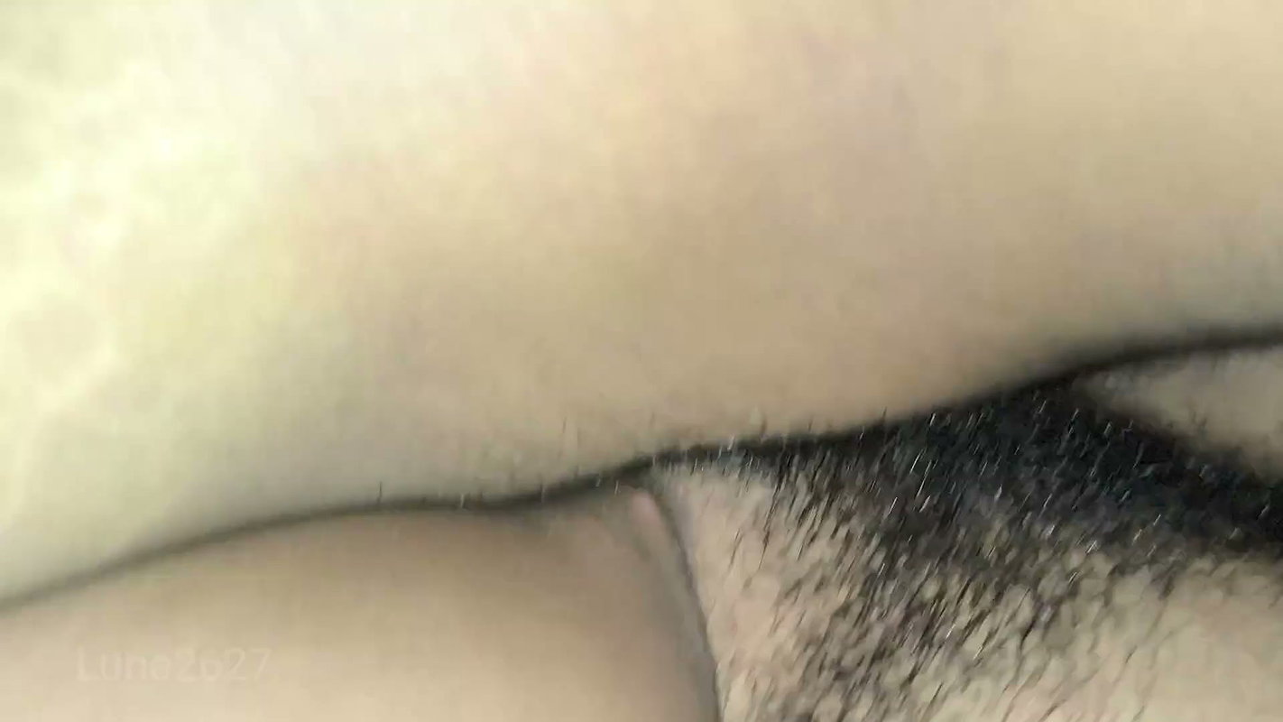 I fuck my little 18-year-old stepsister and I end up cumming in her pusssy