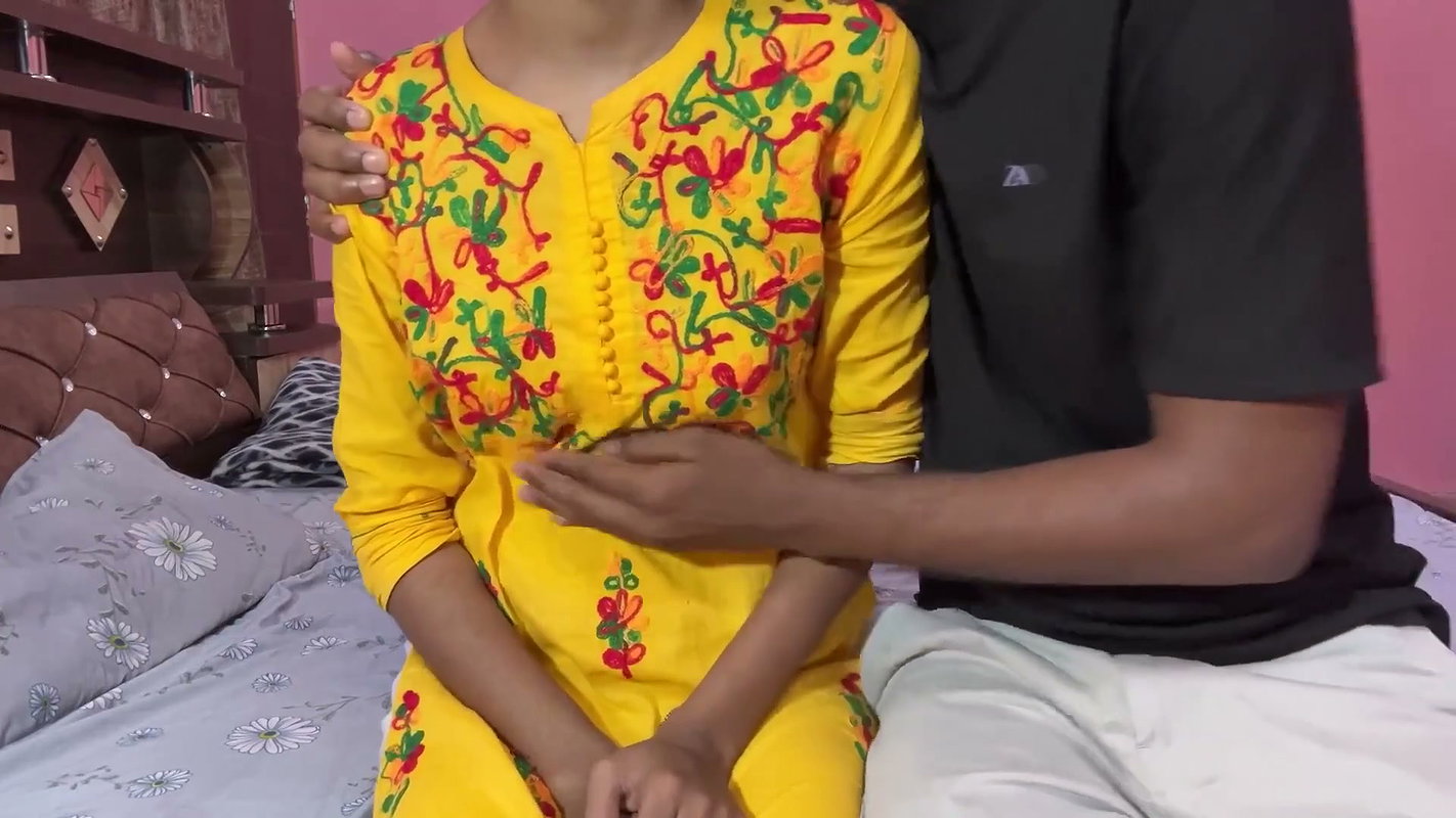Indian Hot Sexy Stepsister Sucked My Cock and I Fucked in Pussy Viral Video, Indian Desi Girl Sex