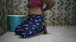 Indian tamil hot wife saranya bath show