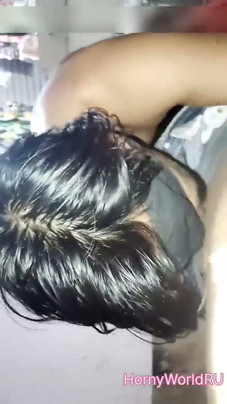 Meri Randi biwi lund maang rahi hai