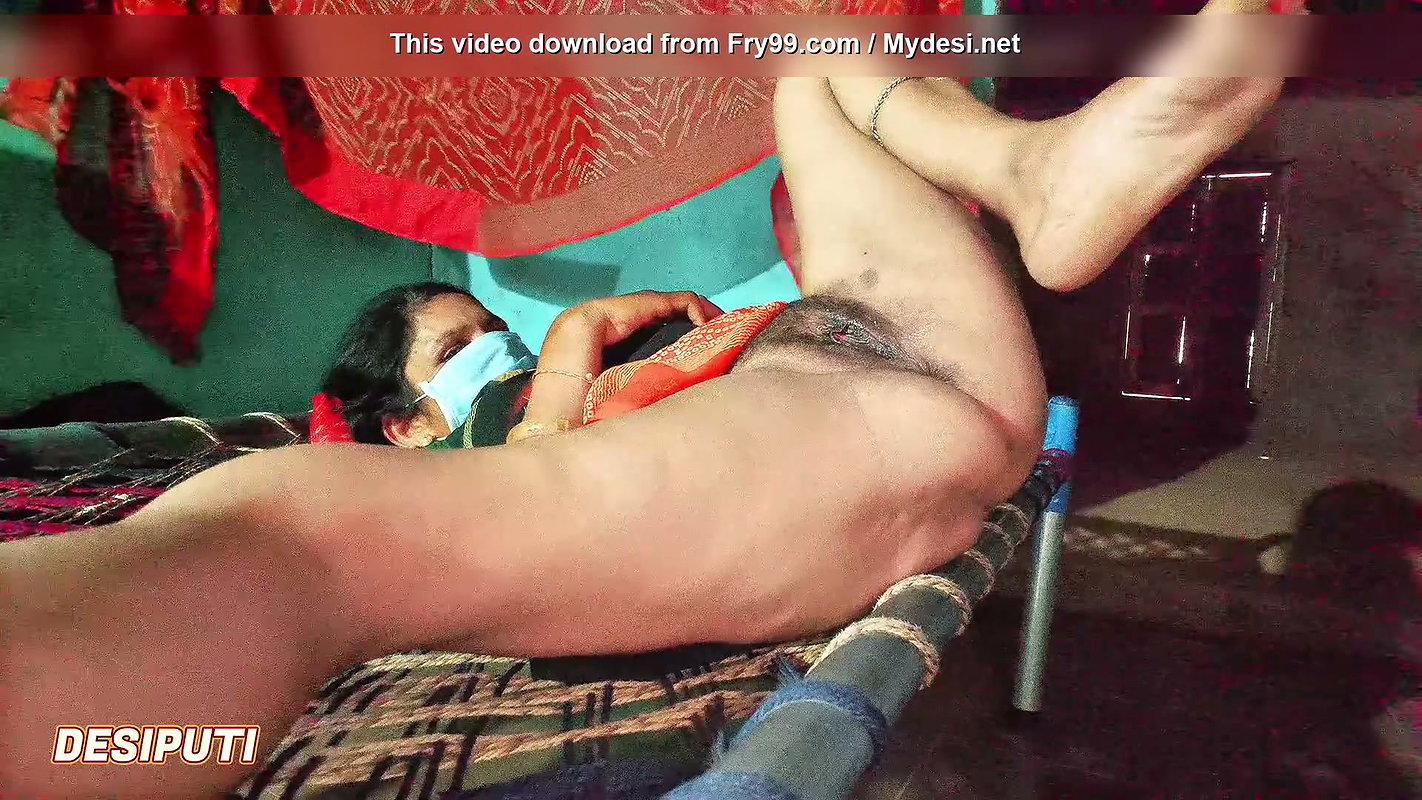 The real wife and husband desi sex video , doggy style sex indian women in home