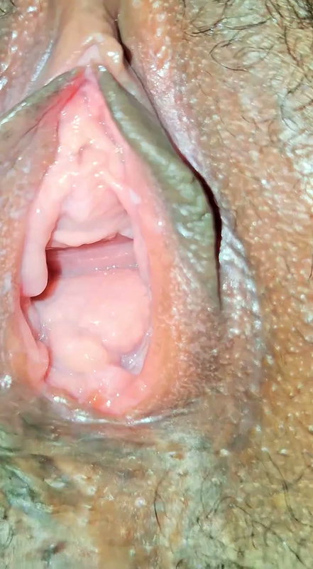 Bangladeshi Bangali Hindu boudi pussy I want to make my pussy bigger so that two cocks can fit inside at once