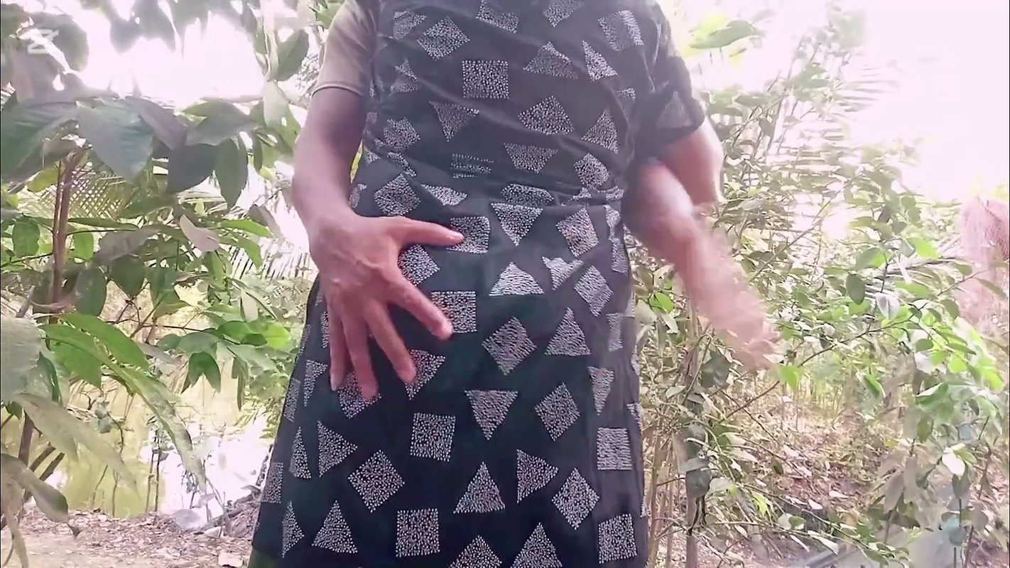 outside sex video with younger stepbrother and stepsister