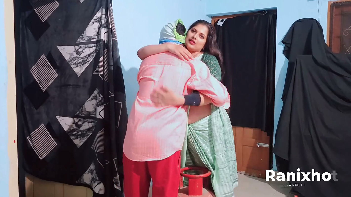 4K Gas Delivery Boy and Lonely Aunty Romance and Sex Secretly at Home