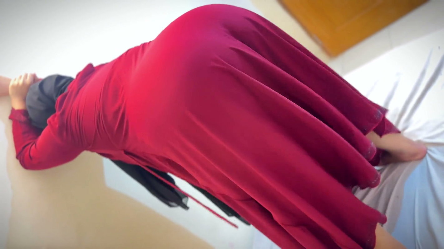 Hot Arabian Big Ass!