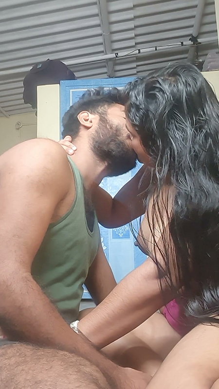 Hot Deshi Indian Couple