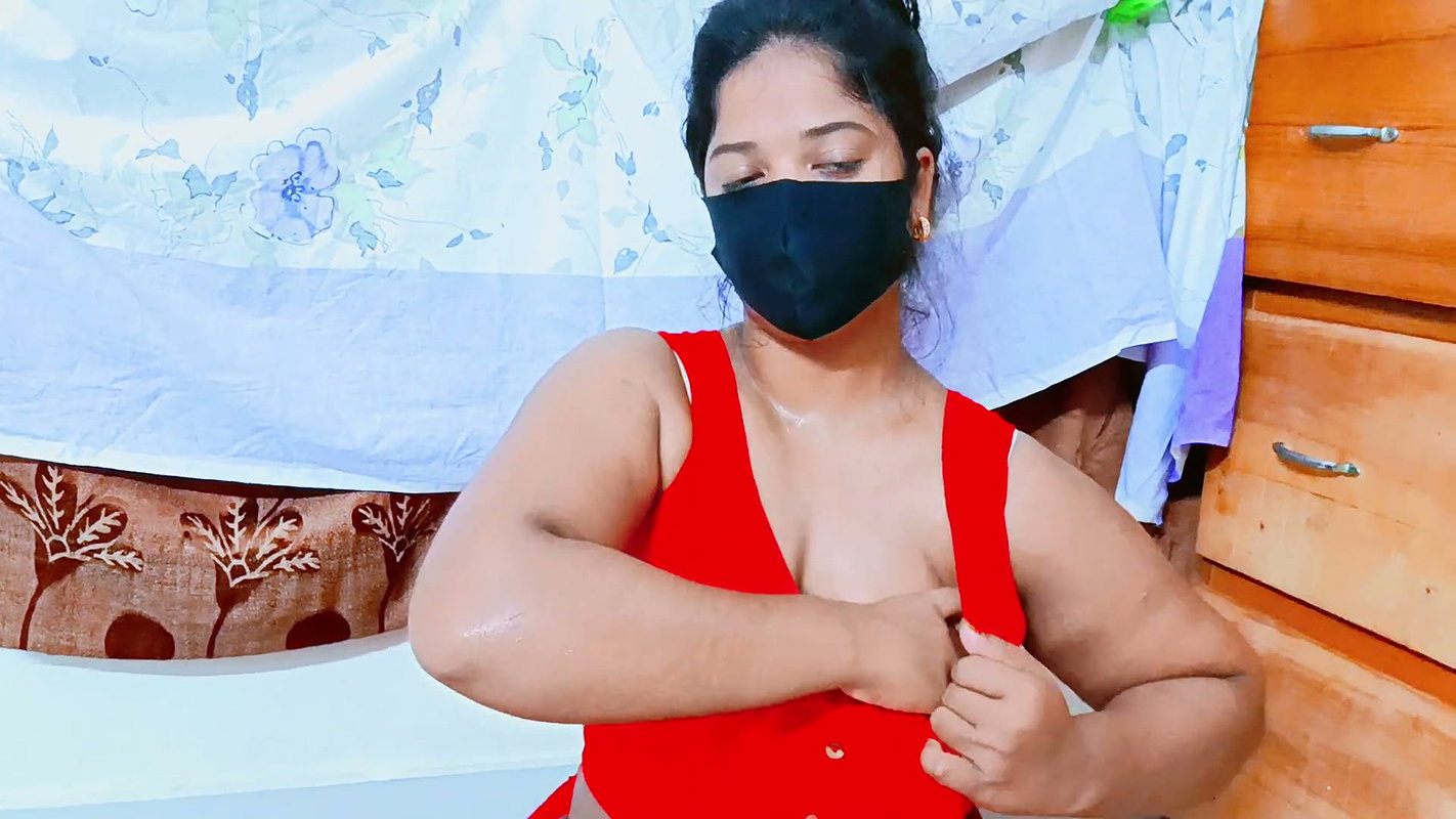 Teen Beautiful Solo Indian Bengali Desi Girl Masturbating with Eggplant in Her Vagina