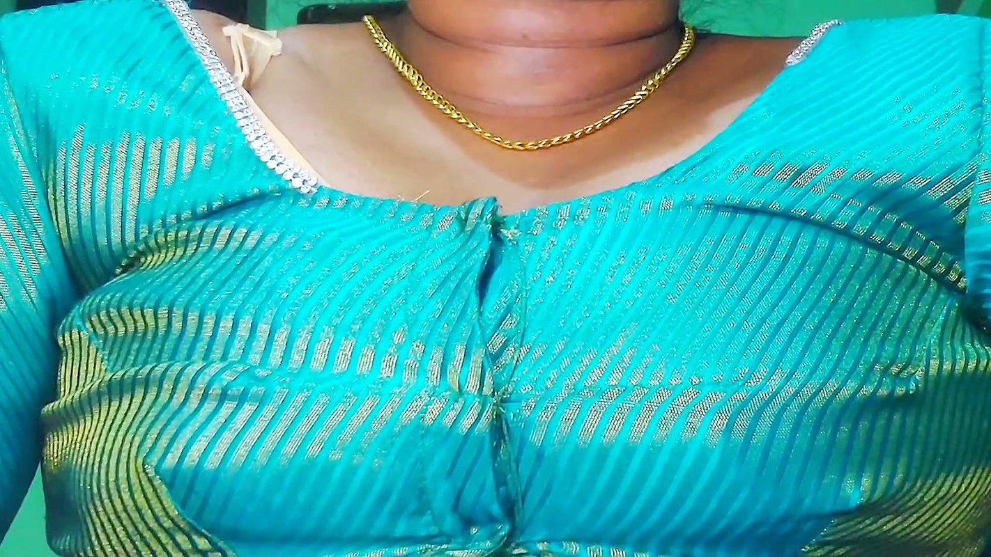 Bade Bade Dudh Bhabhi Ke Boobs Series 1