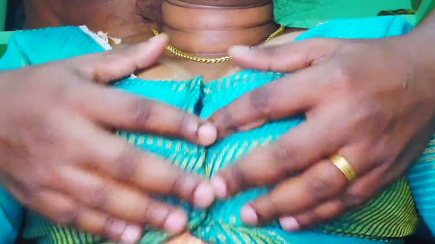 Bade Bade Dudh Bhabhi Ke Boobs Series 1